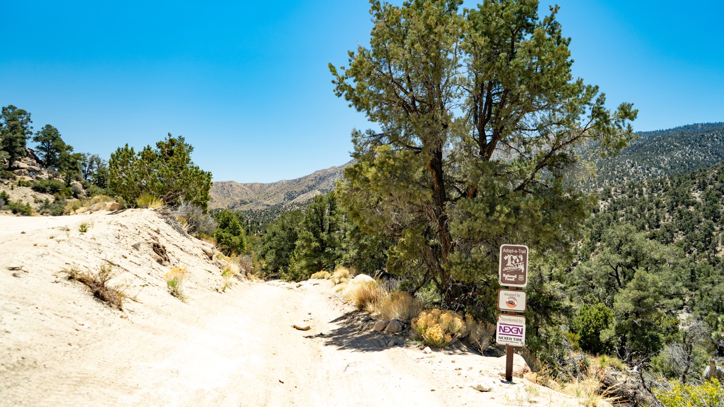 2N02 Burns Canyon California Offroad Trail